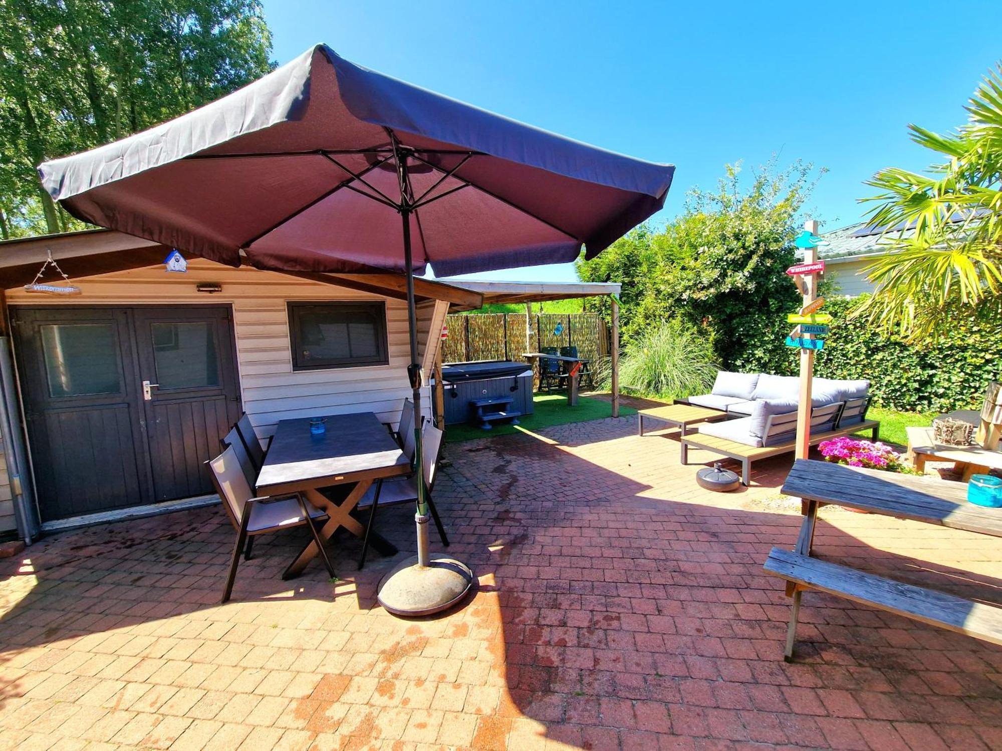 סינט אנלנד De Corner Van Zeeland Met Jacuzzi מראה חיצוני תמונה