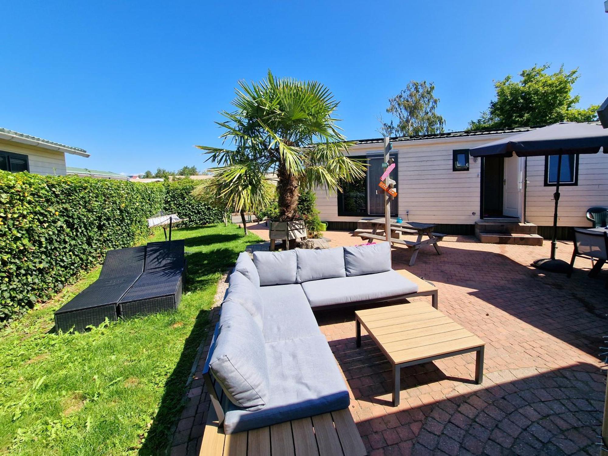 סינט אנלנד De Corner Van Zeeland Met Jacuzzi מראה חיצוני תמונה