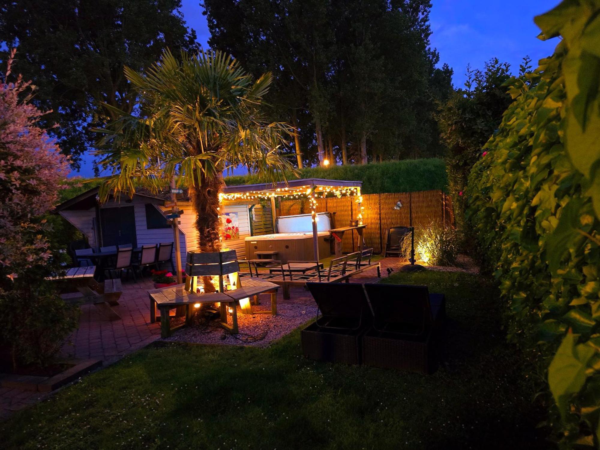 סינט אנלנד De Corner Van Zeeland Met Jacuzzi מראה חיצוני תמונה