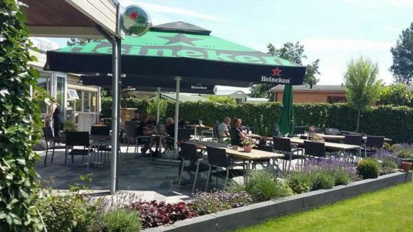 סינט אנלנד De Corner Van Zeeland Met Jacuzzi מראה חיצוני תמונה